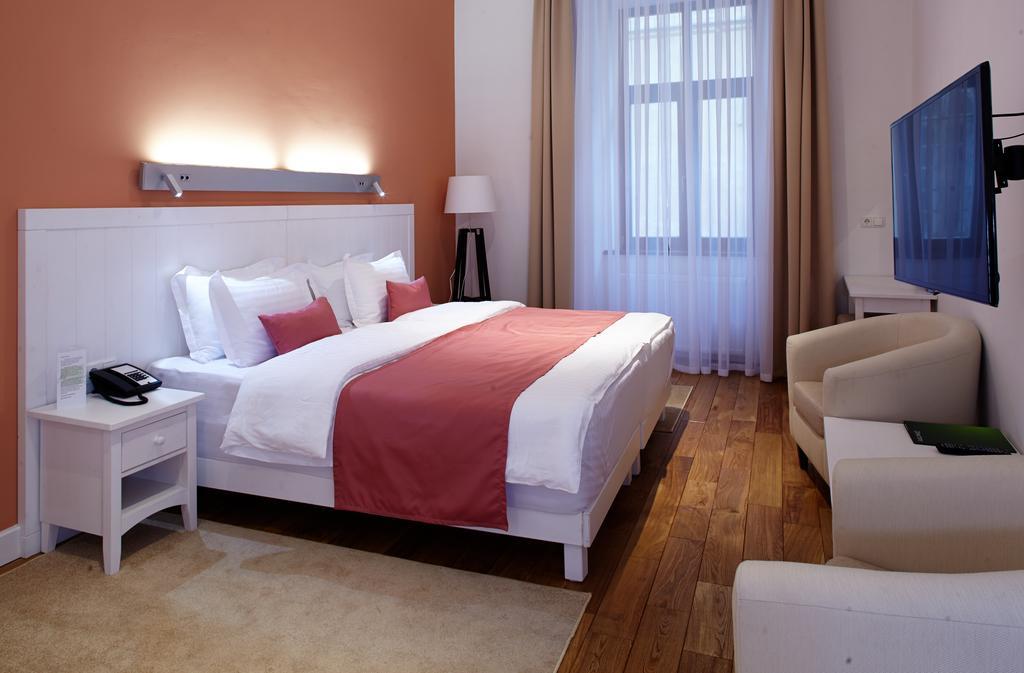Rudolfo Hotel Lviv Exteriör bild
